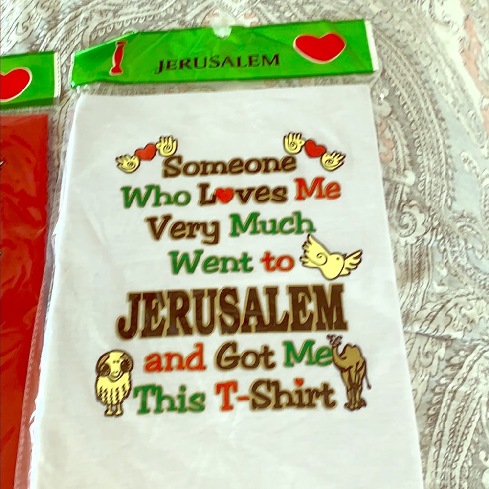2 small t shirts